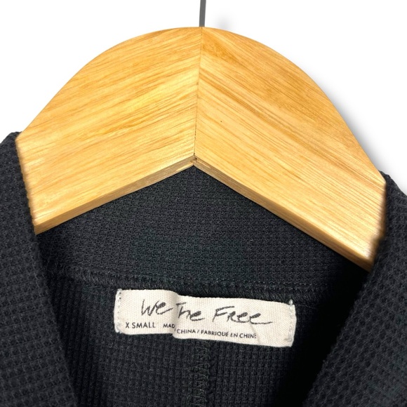 We The Free People Gorgeous Cuff Thermal Top XS Knit Sleeve Thumbhole Fair Isle - Picture 12 of 14